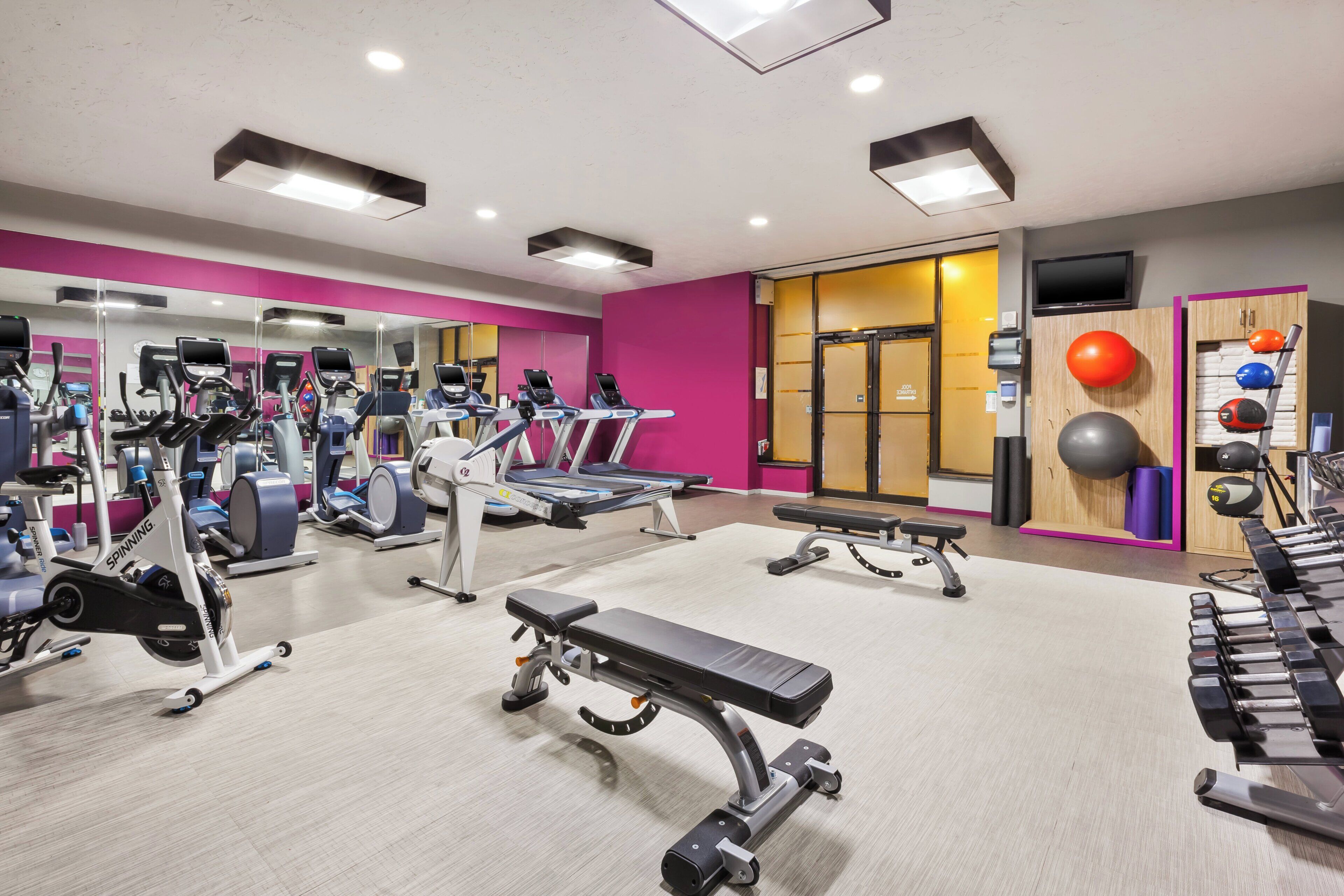 Photo - Crowne Plaza Columbus North- Worthington by IHG