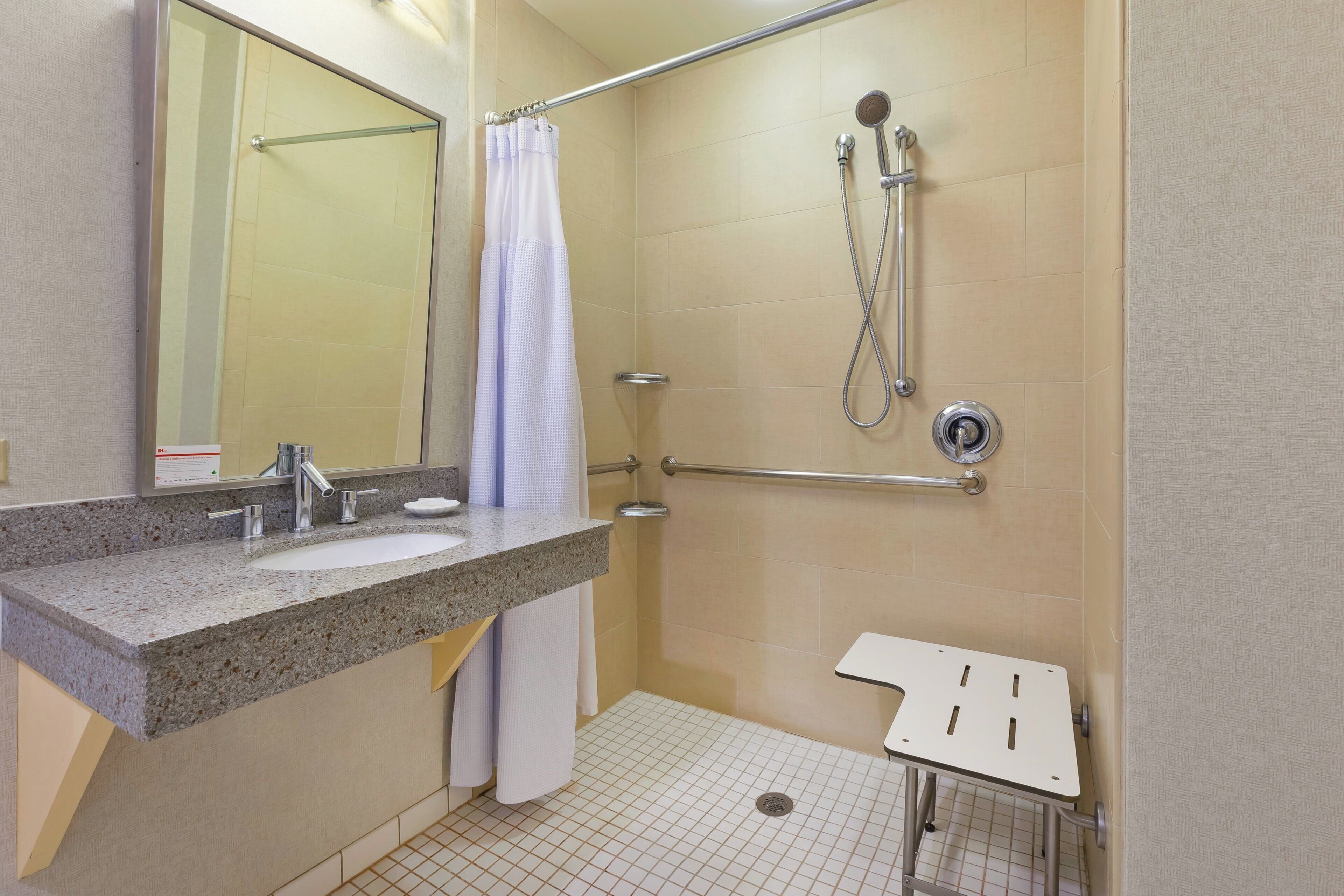 Photo - Crowne Plaza Columbus North- Worthington by IHG