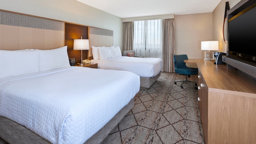 Crowne Plaza Columbus North- Worthington by IHG