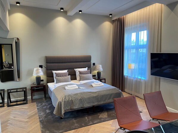 Signature Suite | Ropa de cama hipoalergénica y minibar 