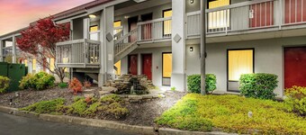 金斯波特紅屋頂酒店