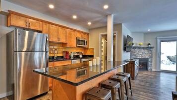 Appart'hÎtel, 2 chambres | Cuisine privée