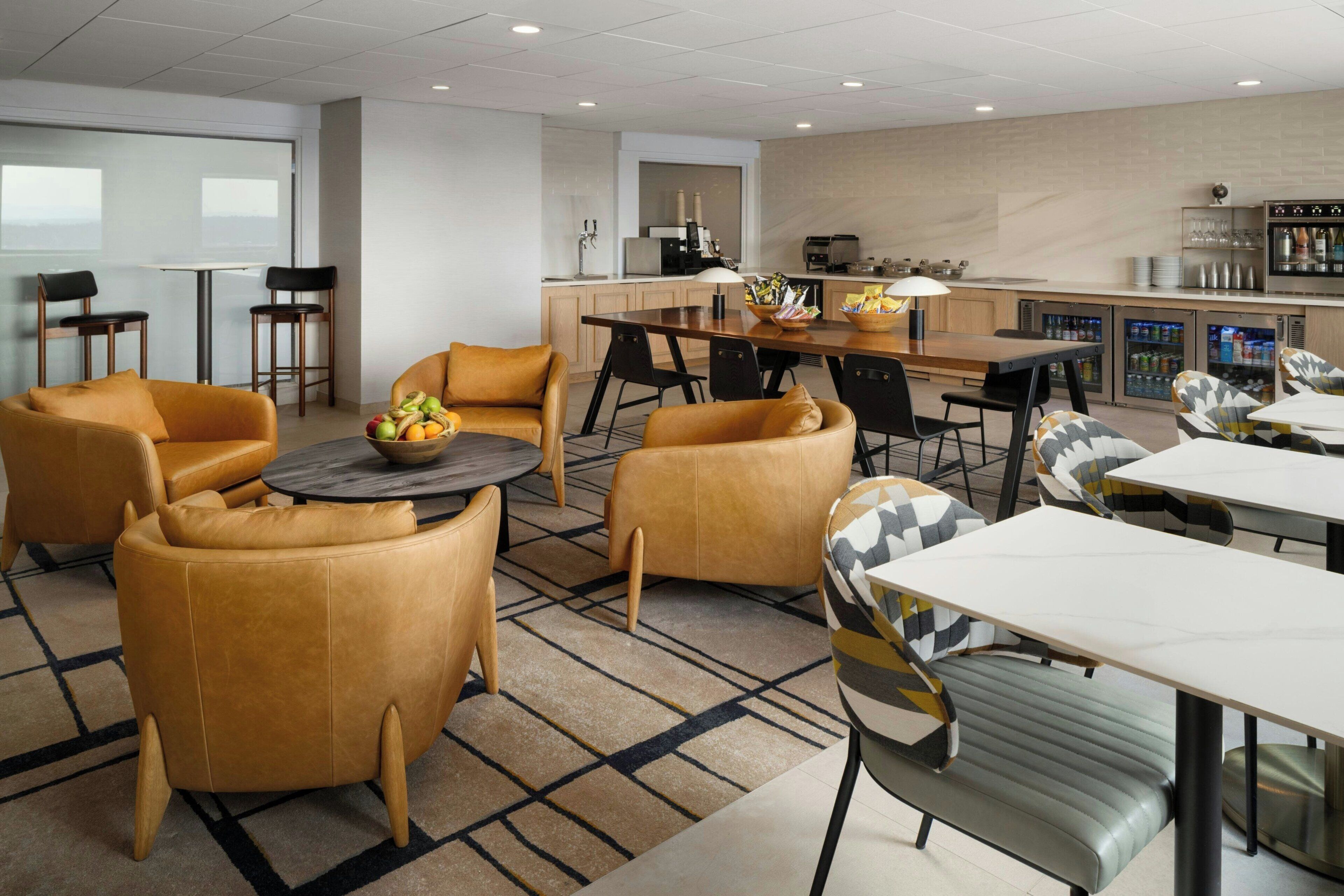 Sheraton Hartford Hotel at Bradley Airport, Windsor Locks - View