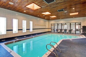 Indoor pool, pool loungers
