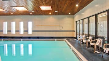 Indoor pool, pool loungers