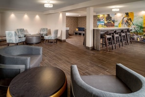 Lobby - Clarion Pointe Beckley (Beckley)