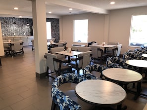 Free daily self-serve breakfast