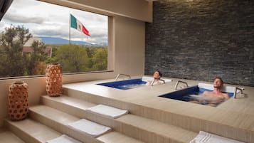 Couples treatment room(s), hot tub, body treatments, hydrotherapy