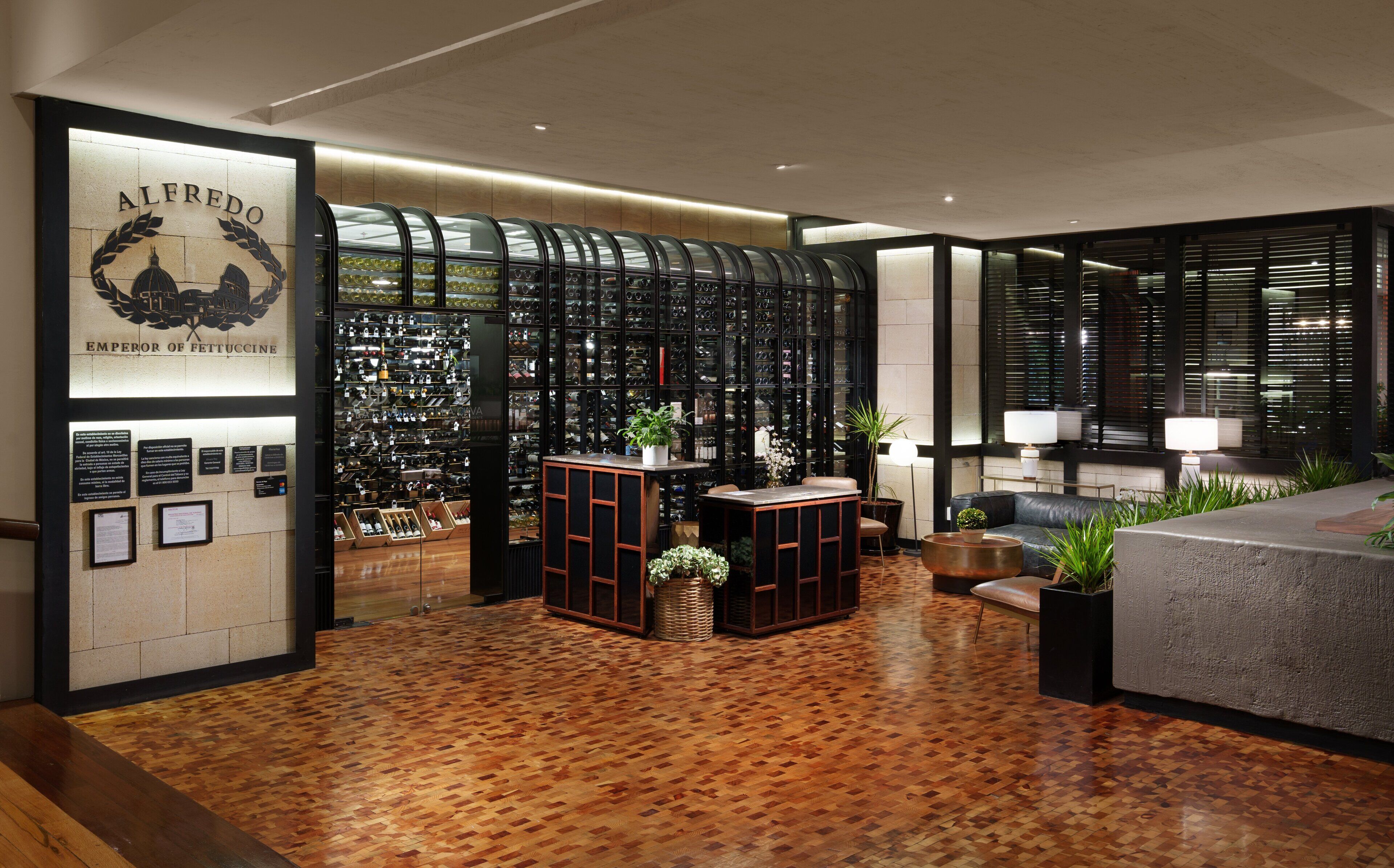 5 restaurants, breakfast, lunch, dinner served; french cuisine