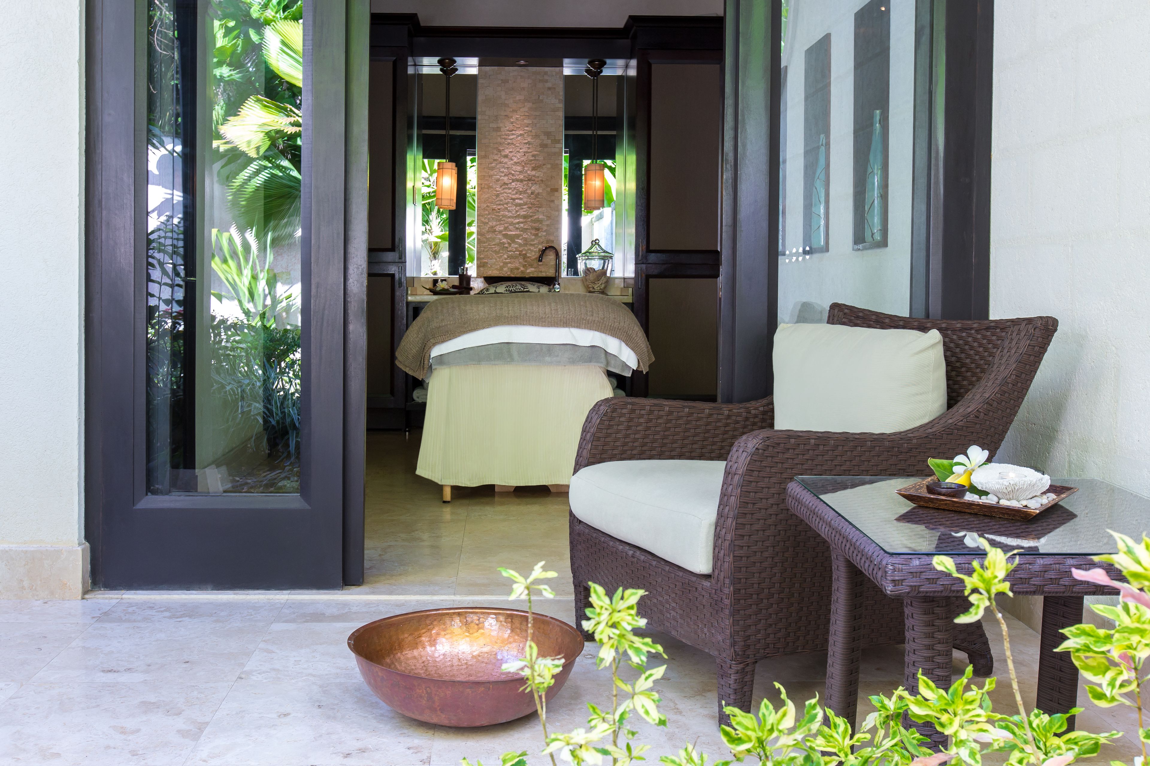 Couples treatment rooms, steam room, body treatments, hydrotherapy