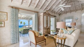 Luxury Suite (Plantation) | Living room - Coral Reef Club (Holetown)