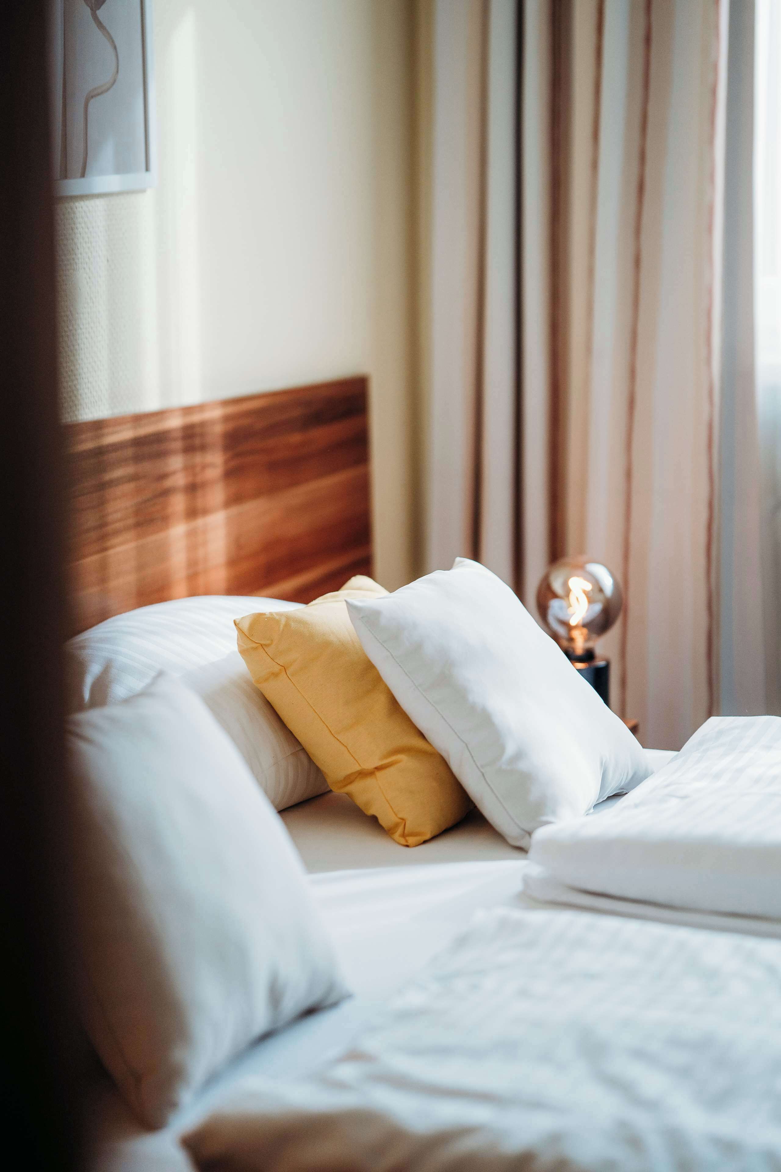 Hypo-allergenic bedding, minibar, in-room safe, desk