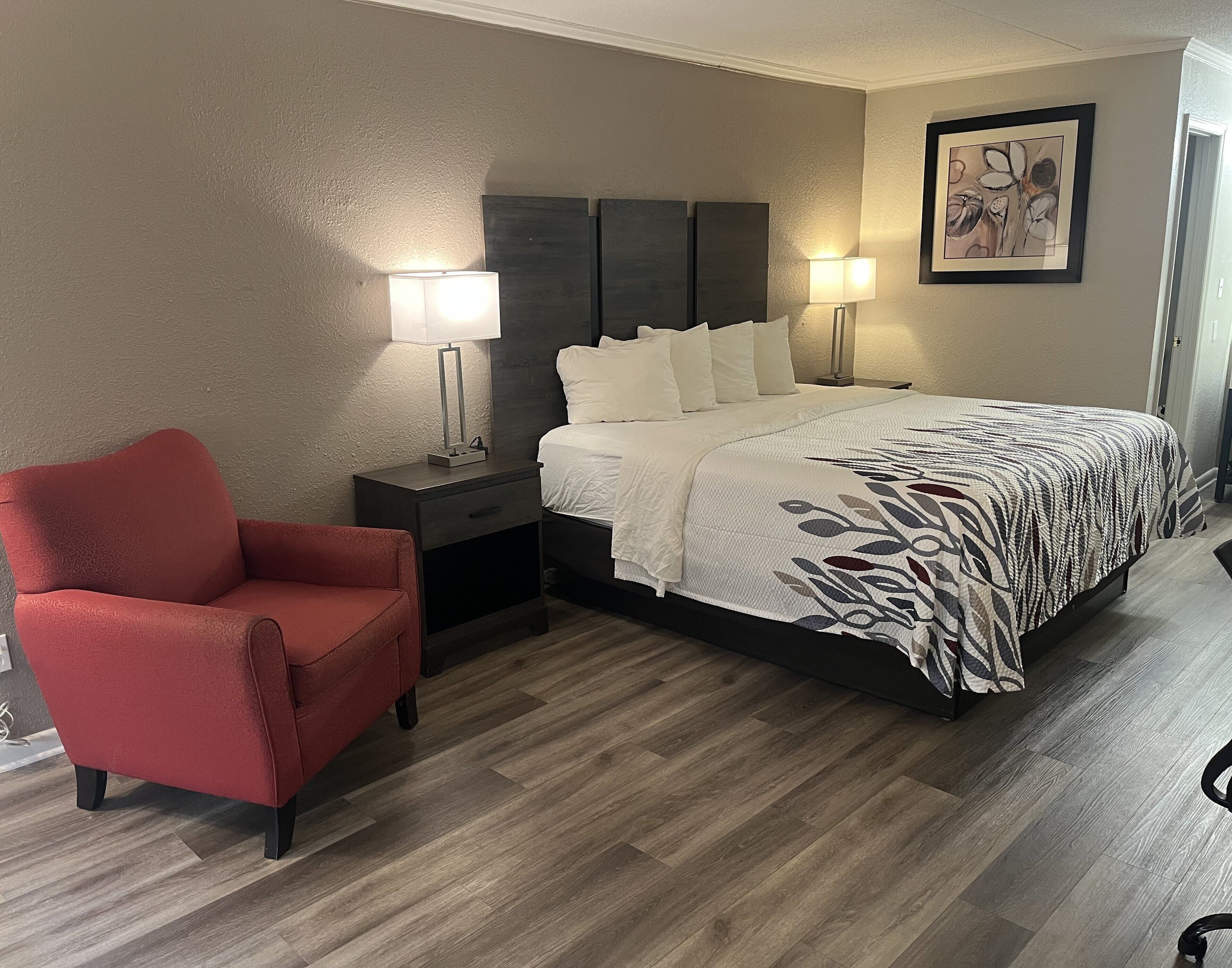 Desk, laptop workspace, free WiFi, bed sheets