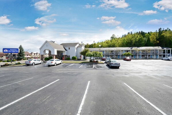 Park your car in the designated spaces and enjoy the serene surroundings.