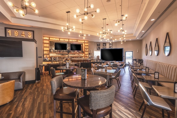 Frokost, lunsj og middag serveres