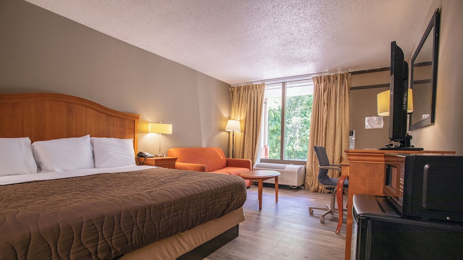 OYO Hotel Greensboro East I 40