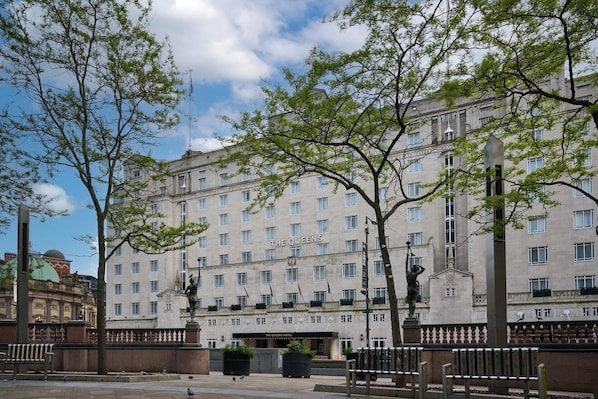 Fachada de la propiedad