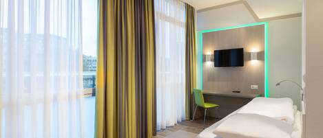 In-room safe, desk, iron/ironing board, free WiFi