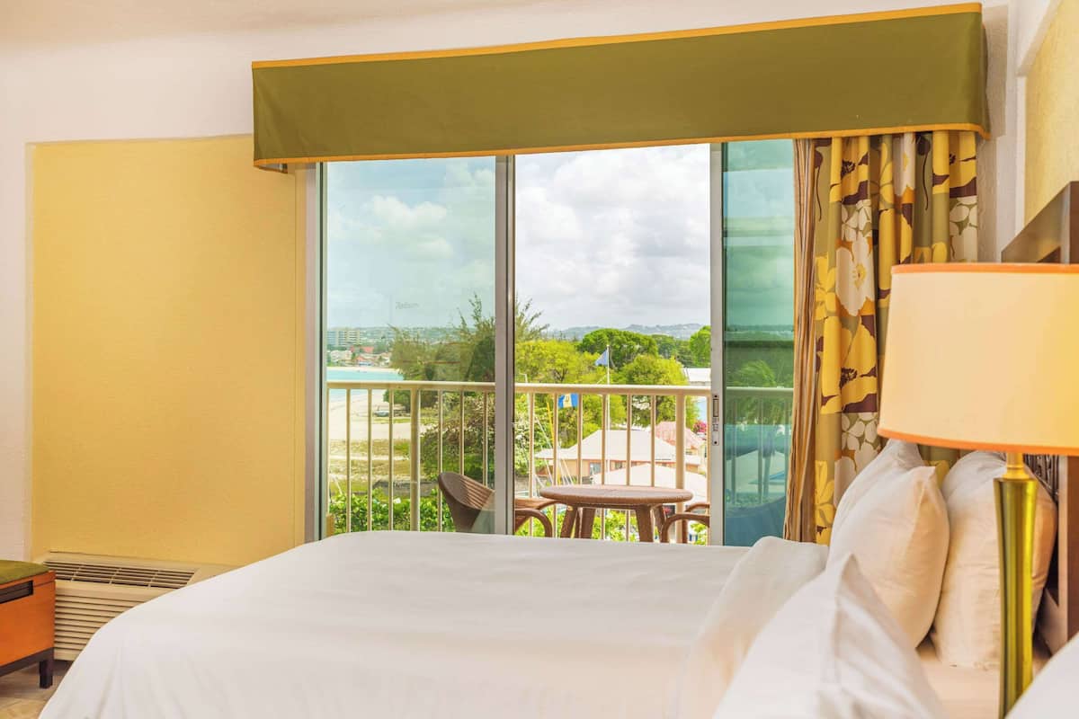 Premium bedding, down duvets, pillow-top beds, in-room safe