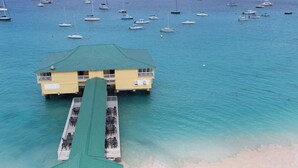 Beach - Radisson Aquatica Resort Barbados (Bridgetown)