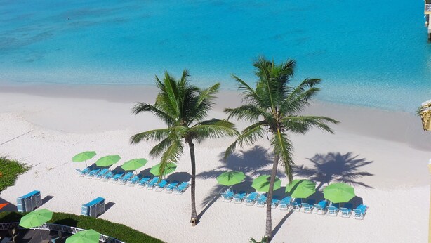 Beach - Radisson Aquatica Resort Barbados (Bridgetown)