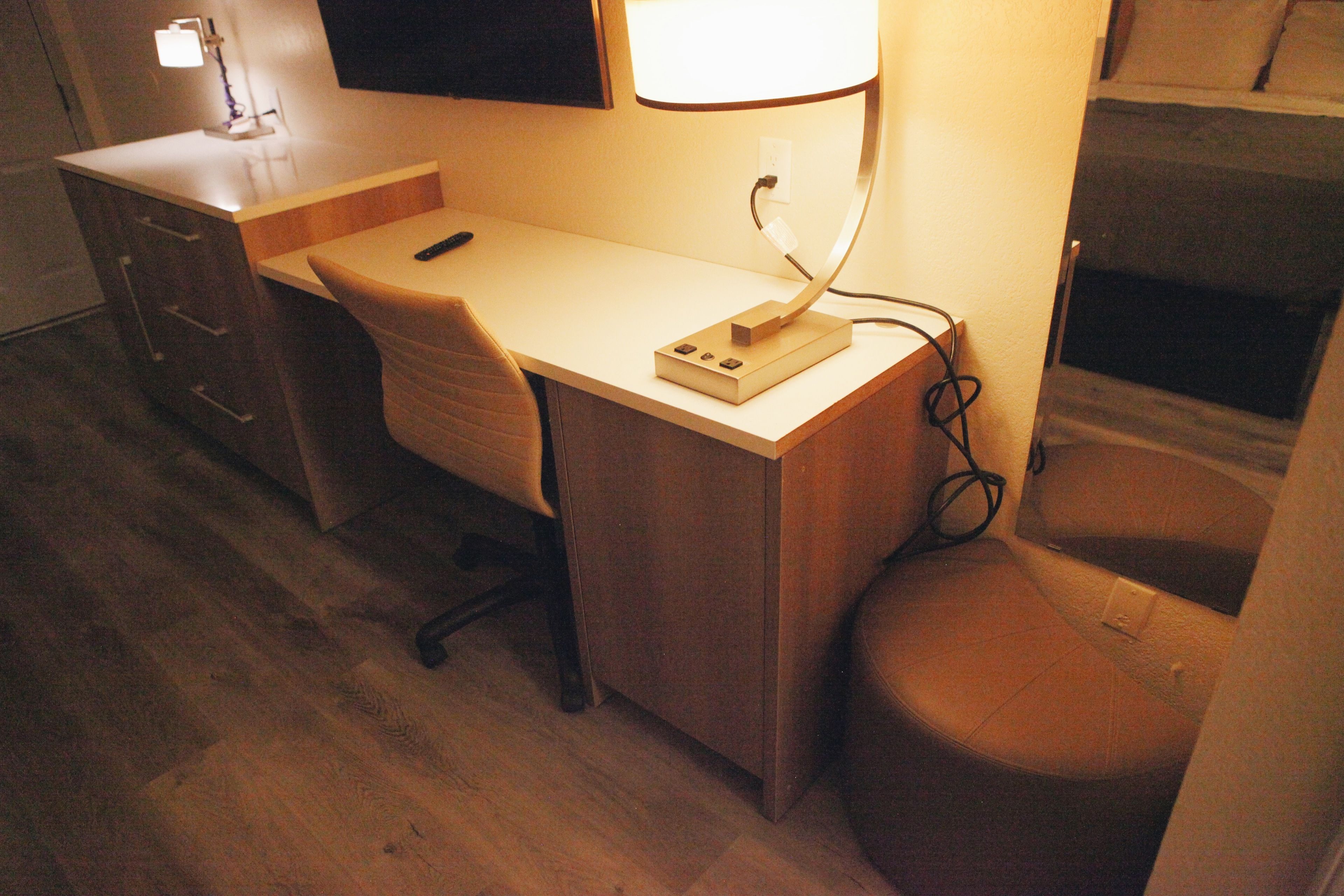 All Seasons Inn & Suites — photo 13