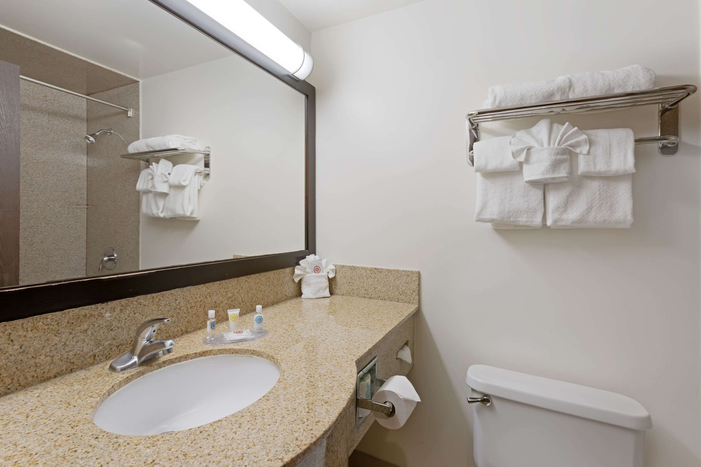 standard room, 2 queen beds | premium bedding, pillow-top beds, desk, laptop workspace