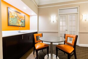 Premium bedding, desk, blackout drapes, iron/ironing board - Radisson Resort at the Port (Cape Canaveral)