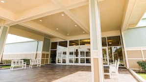 Exterior - Radisson Resort at the Port (Cape Canaveral)