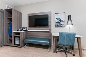 Room, 2 Queen Beds, Non Smoking | Premium bedding, desk, blackout drapes, iron/ironing board - Radisson Resort at the Port (Cape Canaveral)