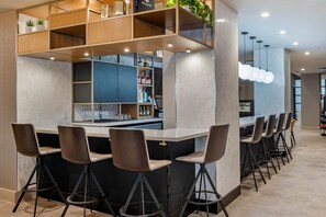 Bar (in der Unterkunft)