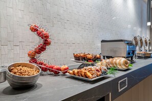 Dagelijks ontbijtbuffet (toeslag)