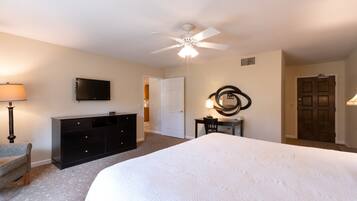 Suite, 2 Bedrooms, Non Smoking | 1 bedroom, in-room safe, desk, laptop workspace