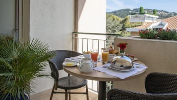 Habitación doble Premium | Vista a la ciudad