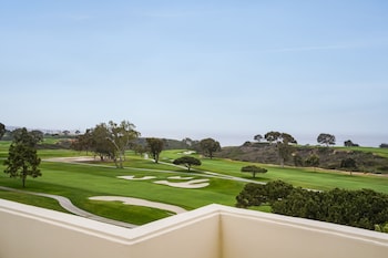 Suite, 1 King Bed (The Champion Suite) | Premium bedding, down comforters, in-room safe, desk at Hilton La Jolla Torrey Pines