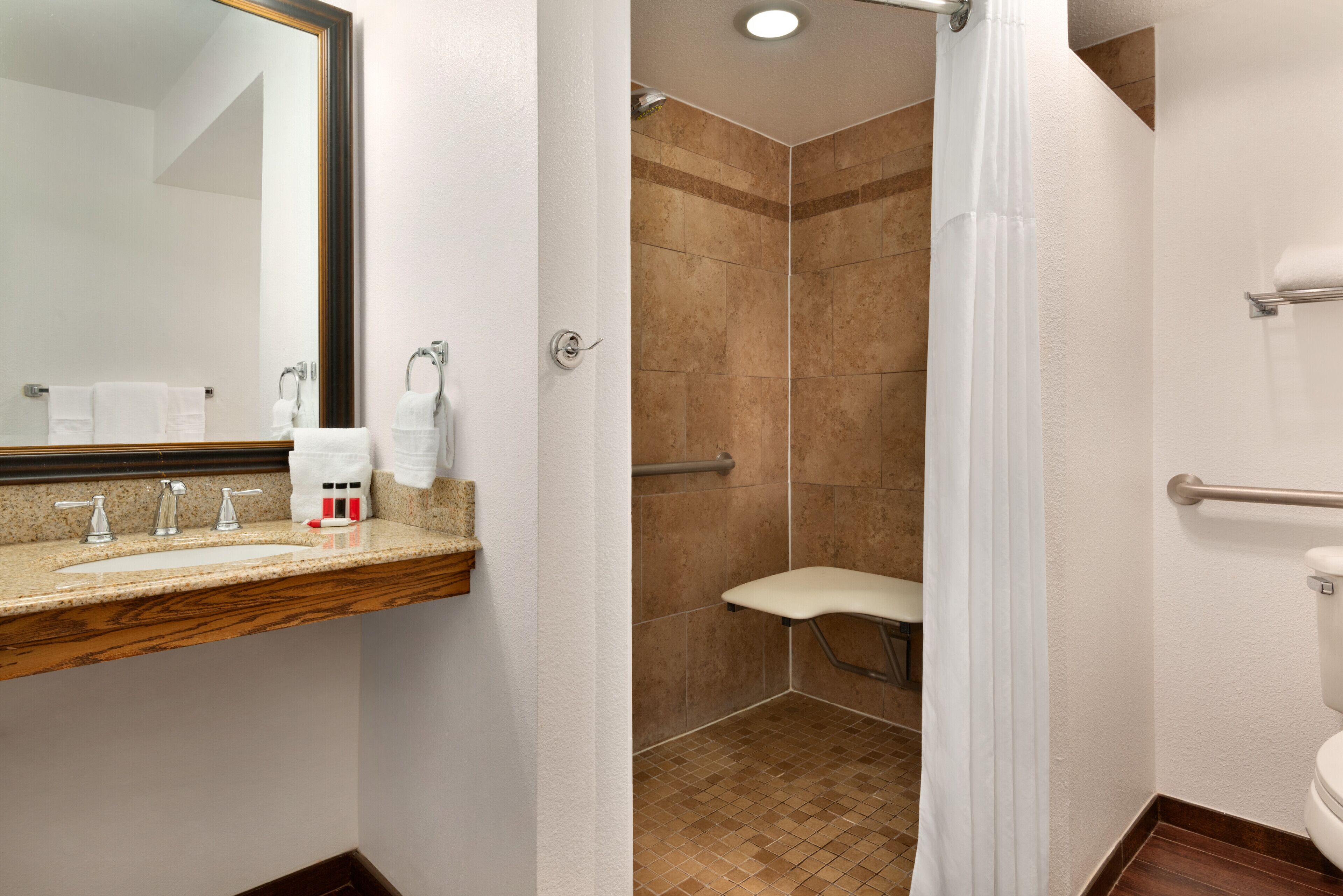Photo - Ramada by Wyndham Spokane Airport