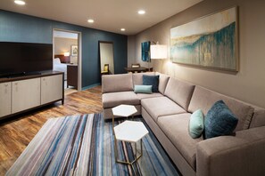 Executive Suite, 1 King Bed with Sofa bed | Living room | TV, pay movies