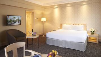 In-room safe, desk, laptop workspace, iron/ironing board