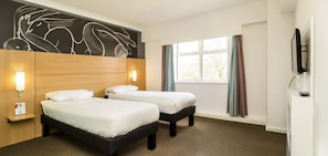 Twin Room, 2 Single Beds | Desk, laptop workspace, blackout curtains, iron/ironing board