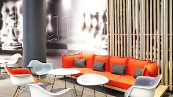 Lounge στο λόμπι