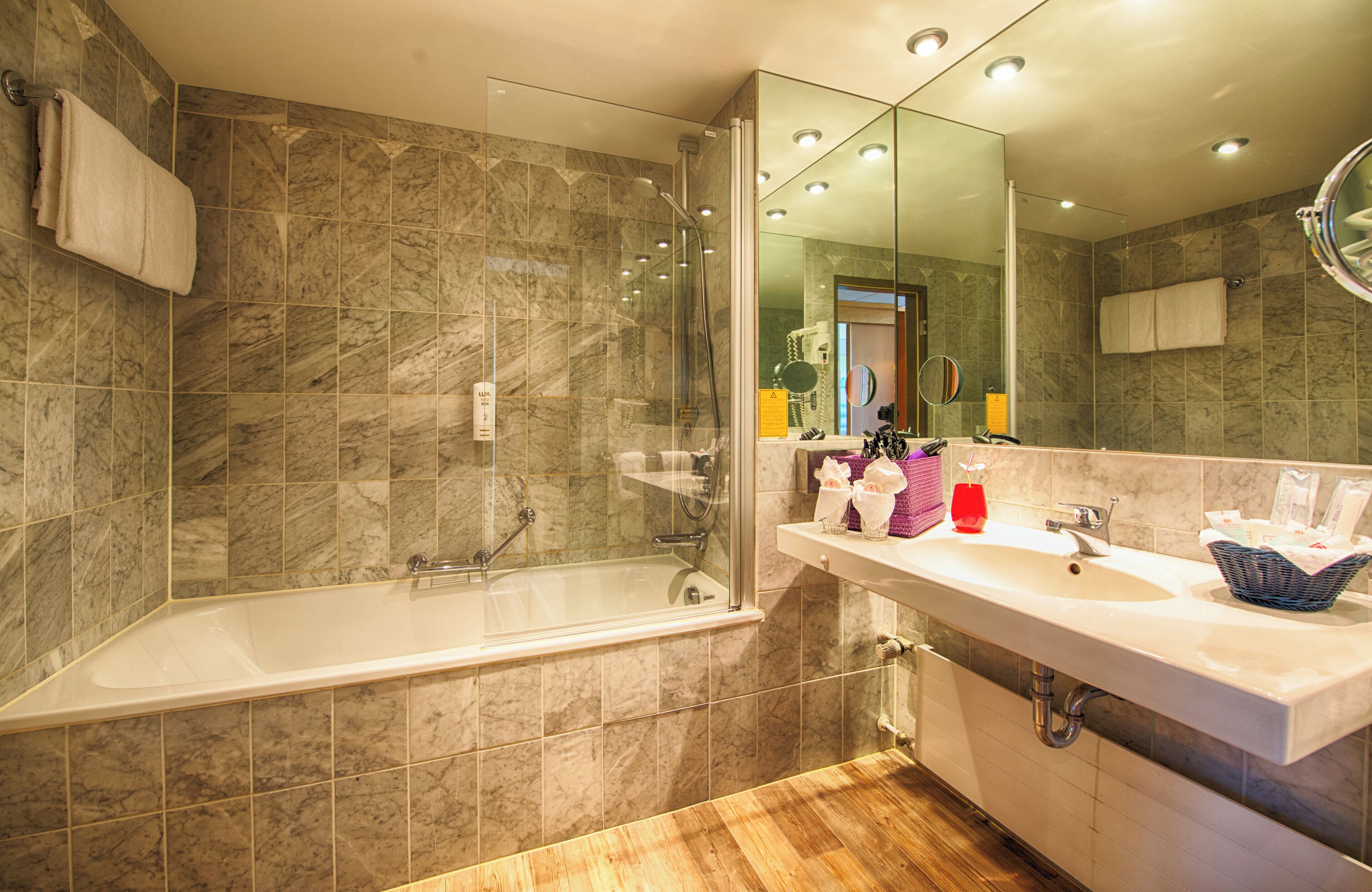 Foto - Leonardo Royal Hotel Köln - Am Stadtwald