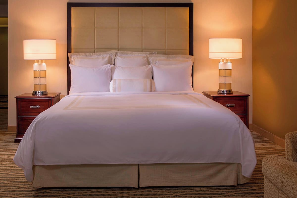 premium bedding, down duvets, pillow-top beds, desk