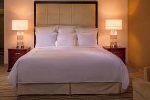 Premium bedding, down duvets, pillow-top beds, desk