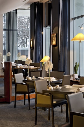 Daily buffet breakfast (EUR 17 per person)