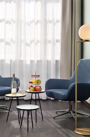 Premium bedding, in-room safe, desk, laptop workspace - Savigny Hotel Frankfurt City (Frankfurt)