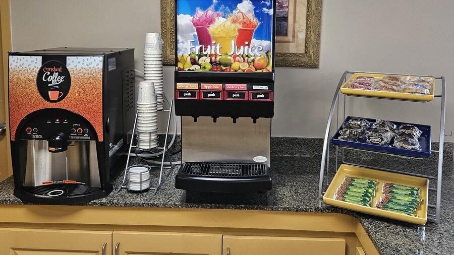 Days Inn by Wyndham Norfolk Airport