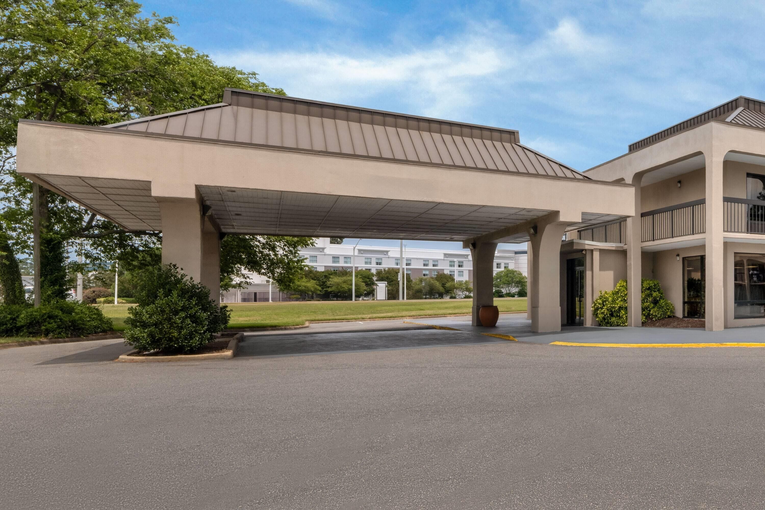 Foto - Days Inn by Wyndham Norfolk Airport