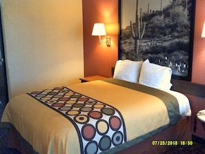 Standard Room, 1 Queen Bed