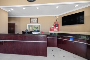 Reception - Econo Lodge Inn & Suites Fallbrook Downtown (Fallbrook)