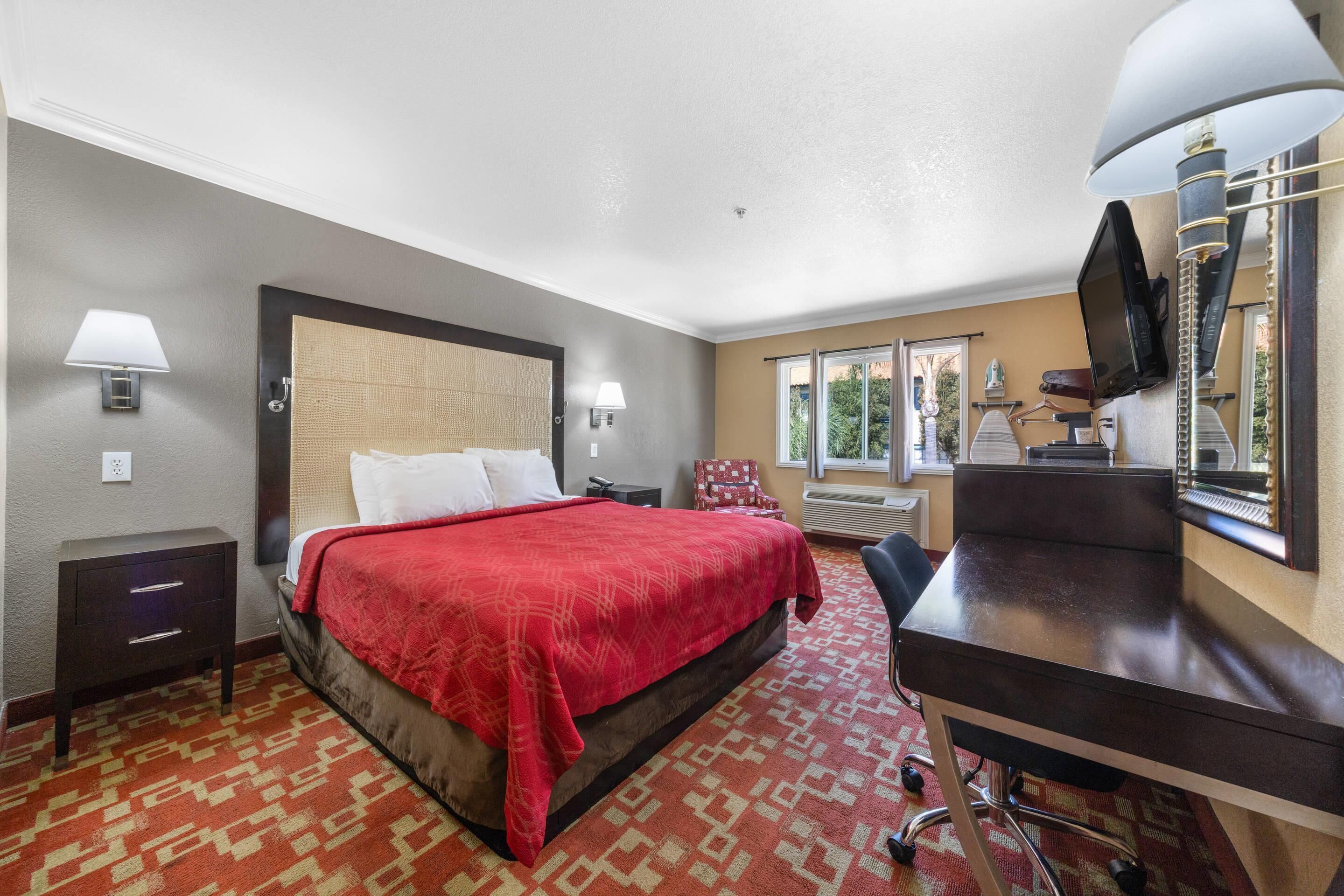 Foto - Econo Lodge Inn & Suites Fallbrook Downtown
